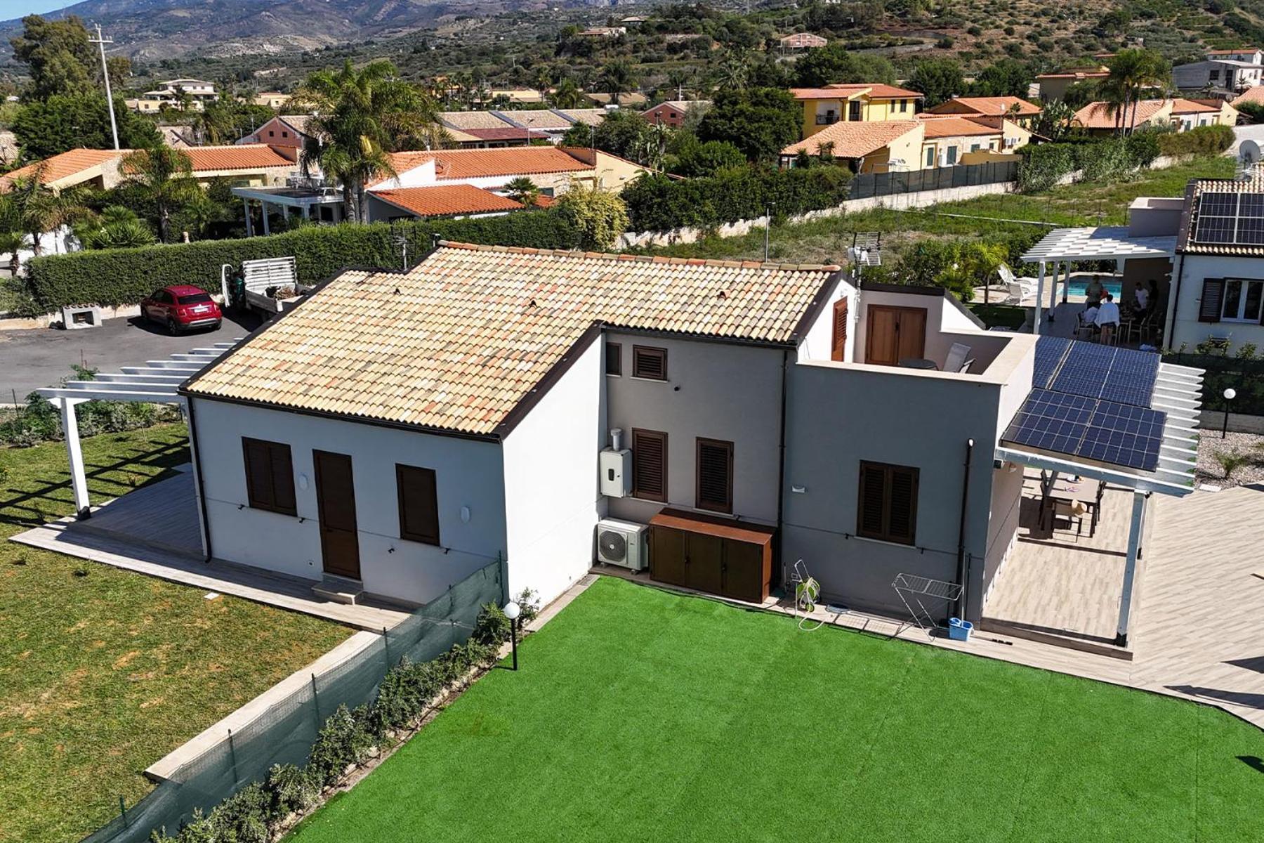 Villa Giada Campofelice Di Roccella Bagian luar foto